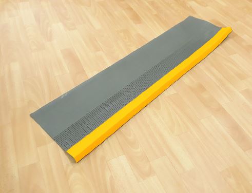 Pasos para Escaleras Gris y Amarillo