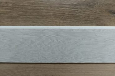 zocalos laminados lugaro blanco texturado. zocalos laminados mari blanco texturado. zocalos laminados dolche blanco texturado