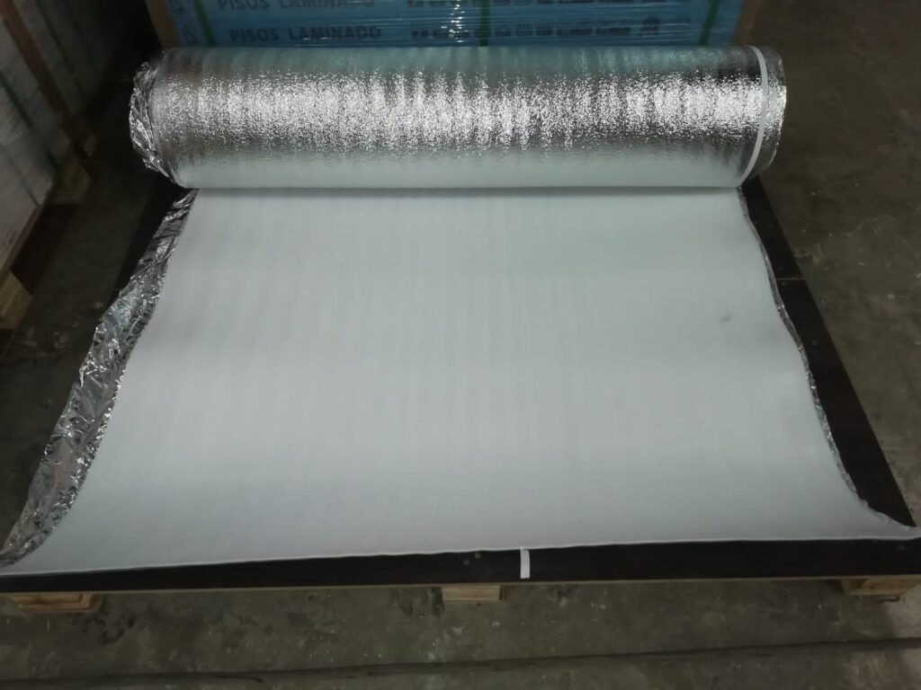 Espuma Niveladora Para Piso Laminado Vidar