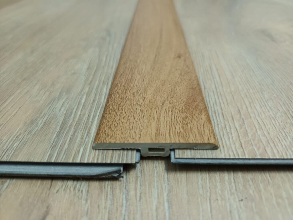 Junta de dilatación SPC Golden Oak